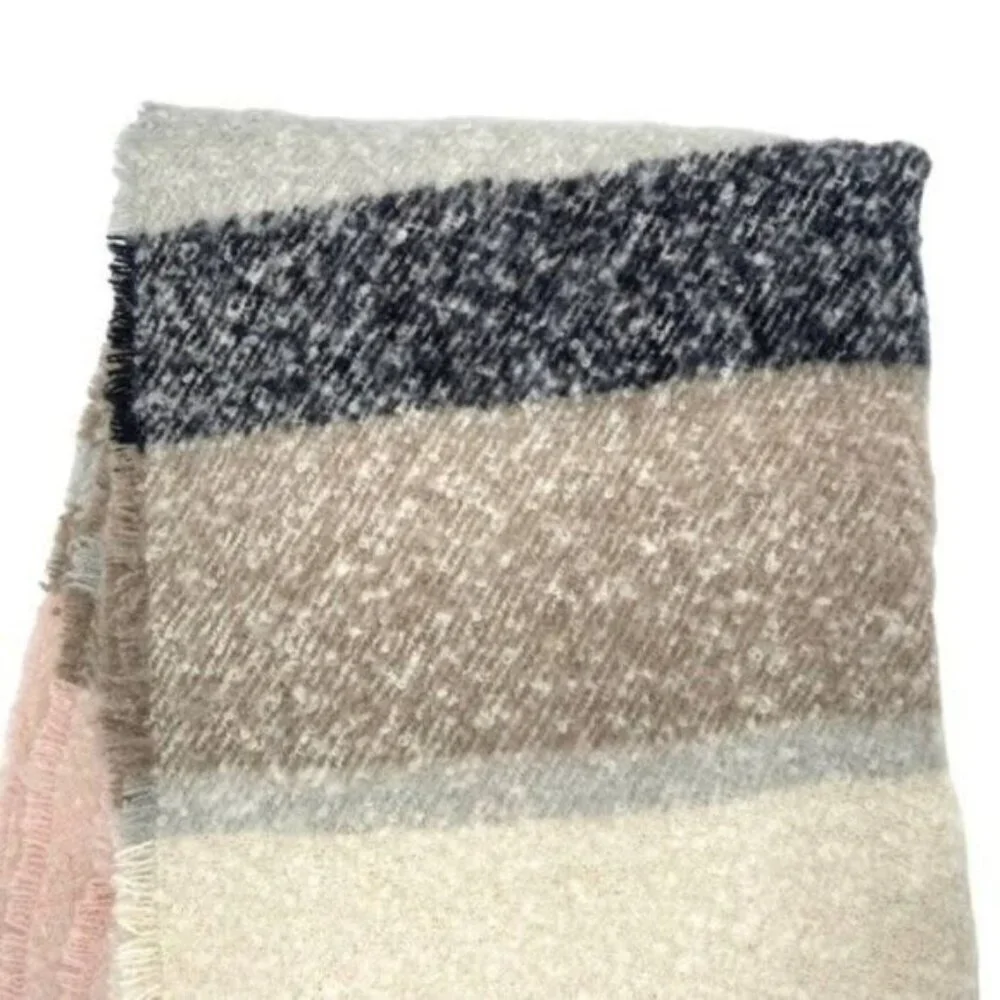 Women’s Fuzzy Fringe Oversized Blanket Scarf Pink Grey